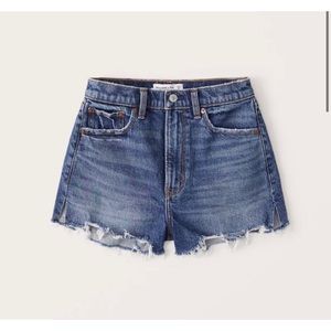 Abercrombie Curve Love High Rise Mom Shorts